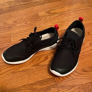 Vionic Athletic Shoes